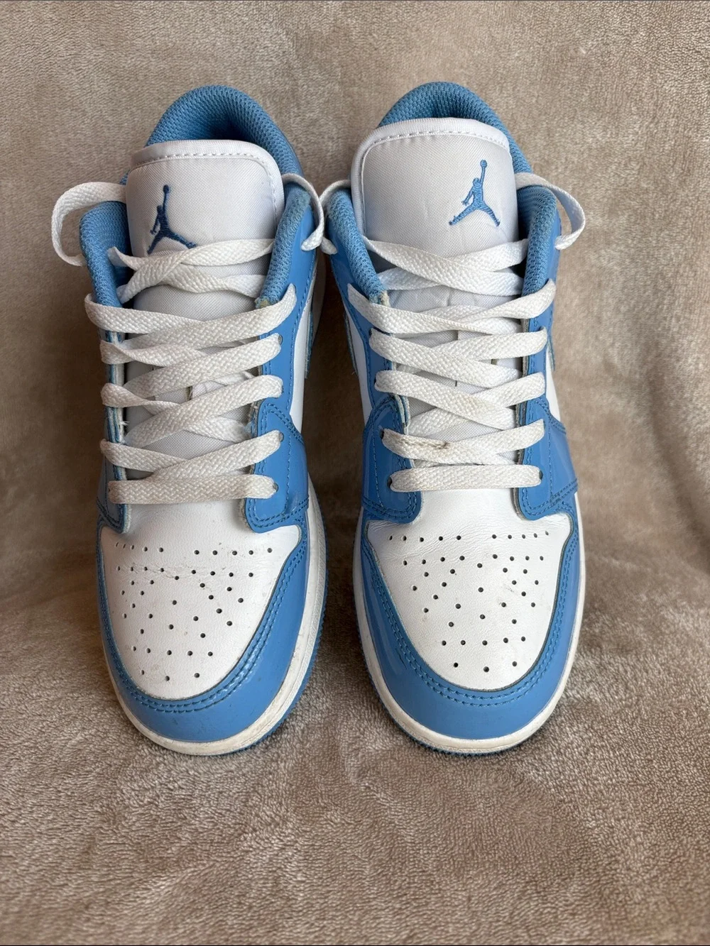 Nike Air Jordan 1 Low Boys Sneakers in University Blue and White